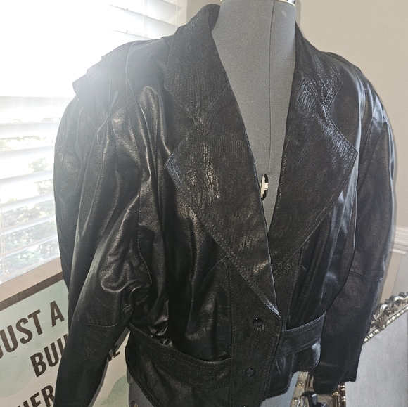 VTG 80's Black Leather jacket - Picture 3 of 11